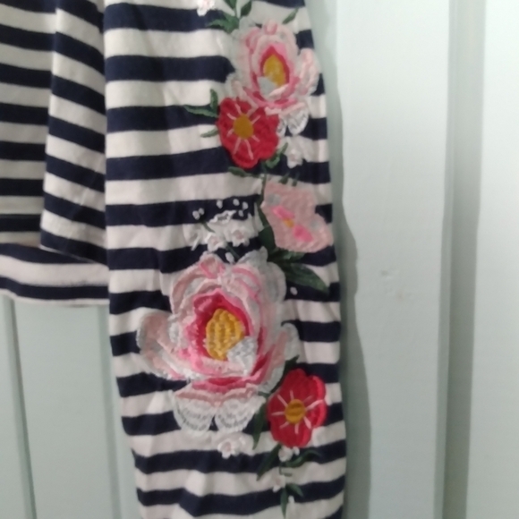 𝅺cropped embroidered stripe shirt - Picture 2 of 8